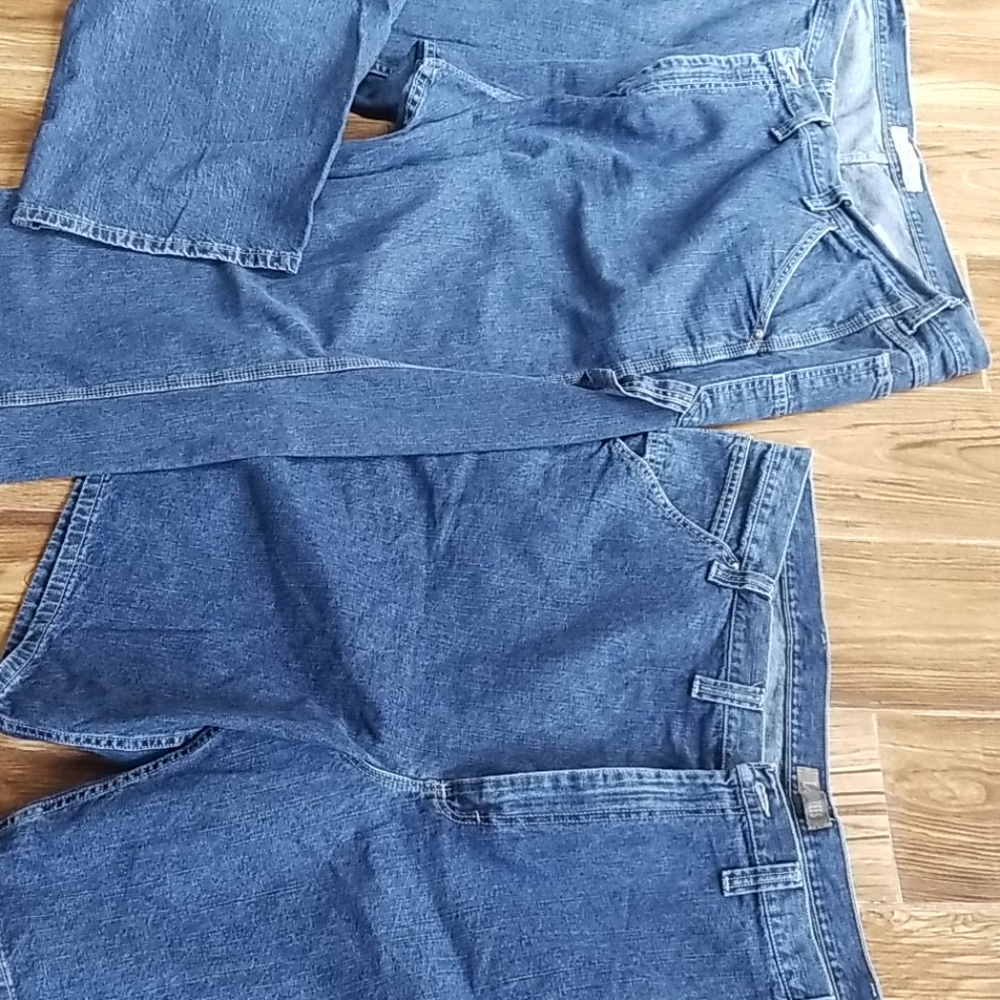 Lot of Lee carpenter 1 shorts and 1 Jeans 54